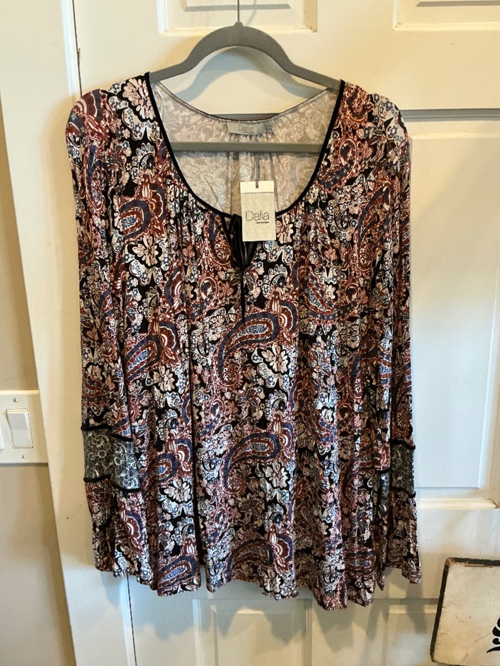 Dalia long sleeve top in paisley! Brand new with tags!  Plus size 3x